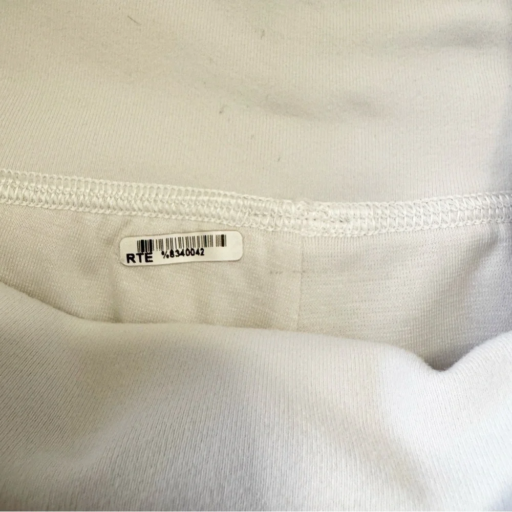 Lululemon In Flux Lined Crop White 2